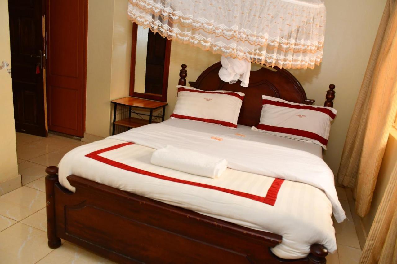 Florida Hotel Zaana Kampala Luaran gambar