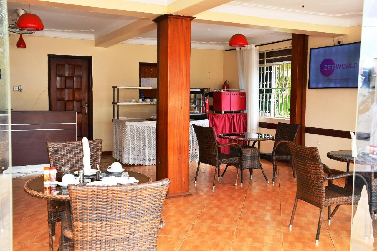 Florida Hotel Zaana Kampala Luaran gambar
