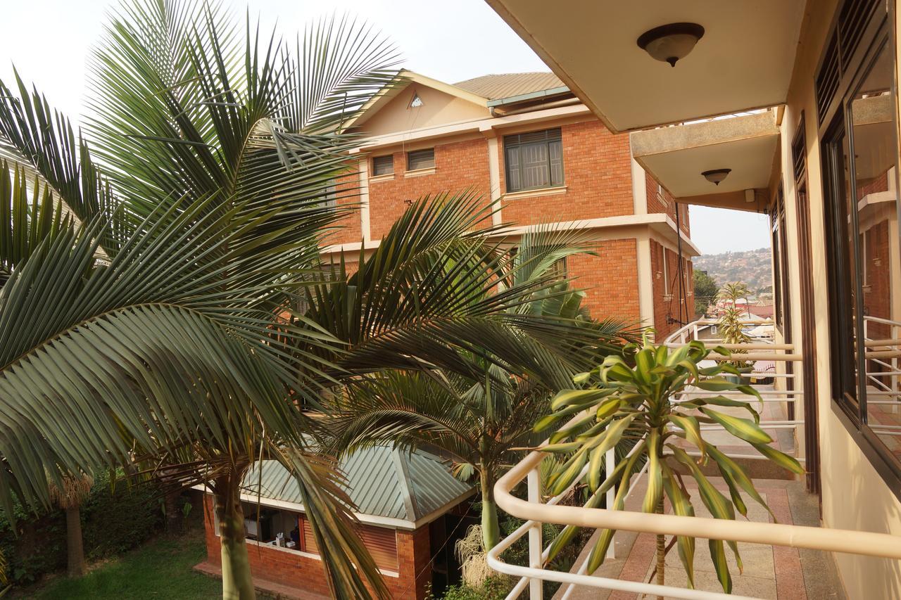 Florida Hotel Zaana Kampala Luaran gambar