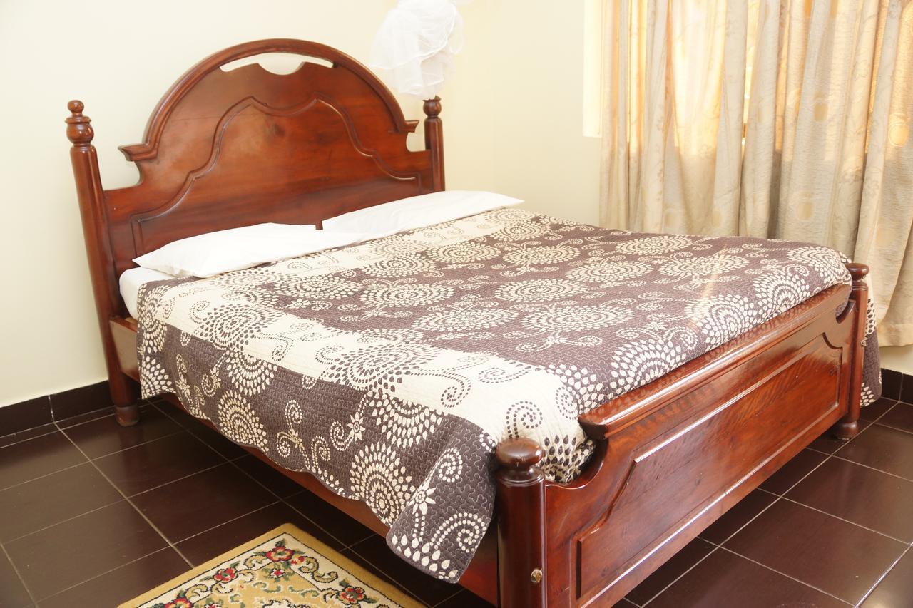 Florida Hotel Zaana Kampala Luaran gambar