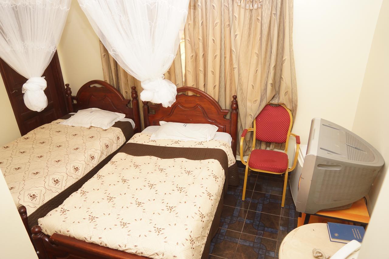Florida Hotel Zaana Kampala Luaran gambar